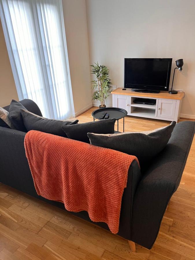 At Home In The City Serviced Apartments Newport Экстерьер фото